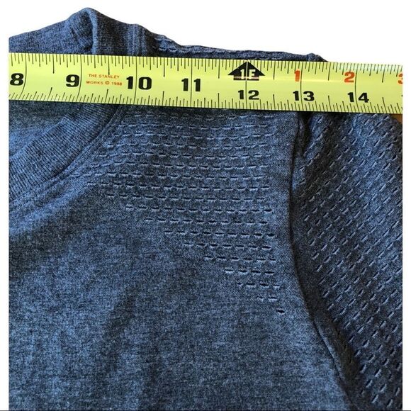 FABLETICS Long Sleeve T-Shirt EUC - Picture 5 of 9